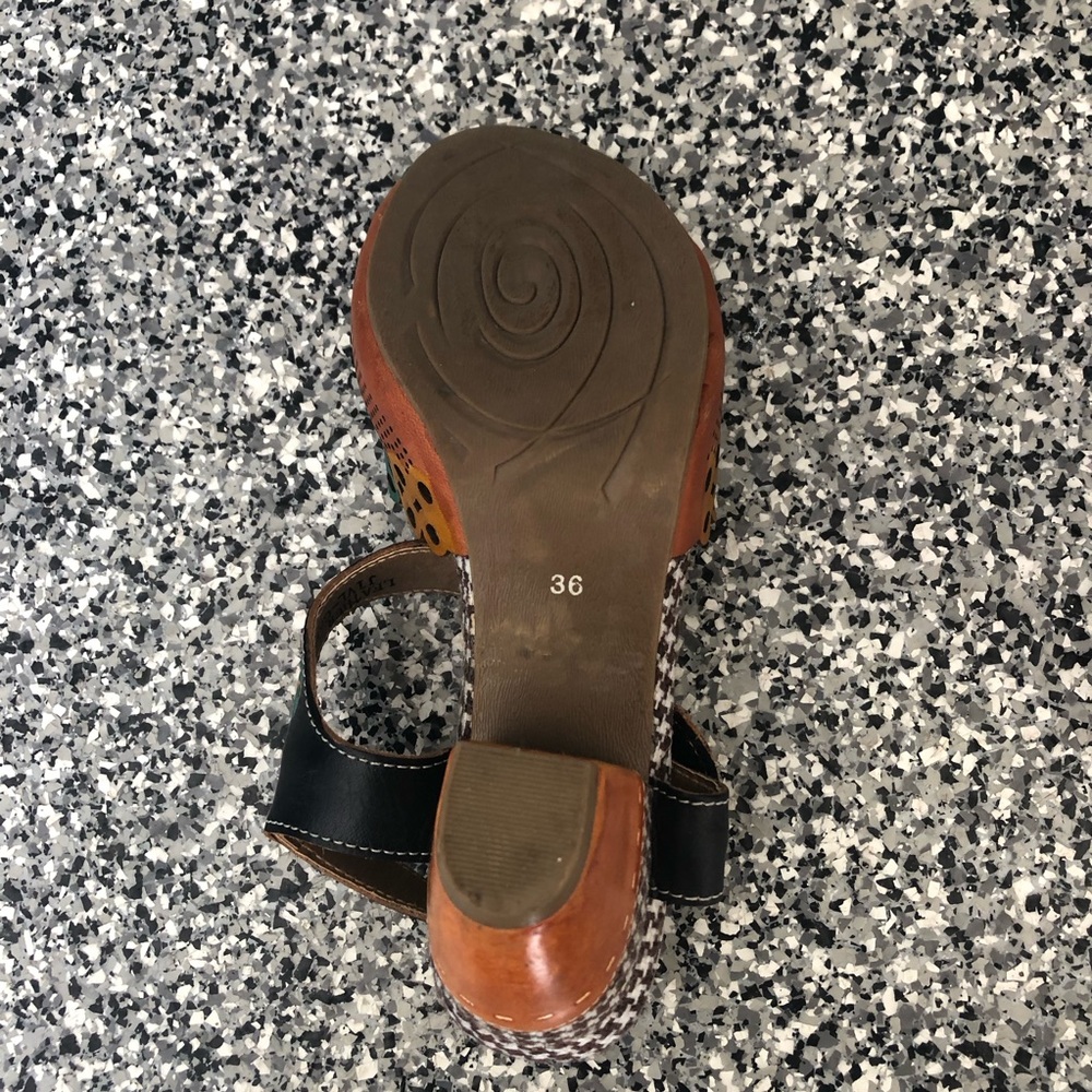 L’artiste ✦ Original Block 3” Heel Sandals (size 6) - Picture 4 of 6